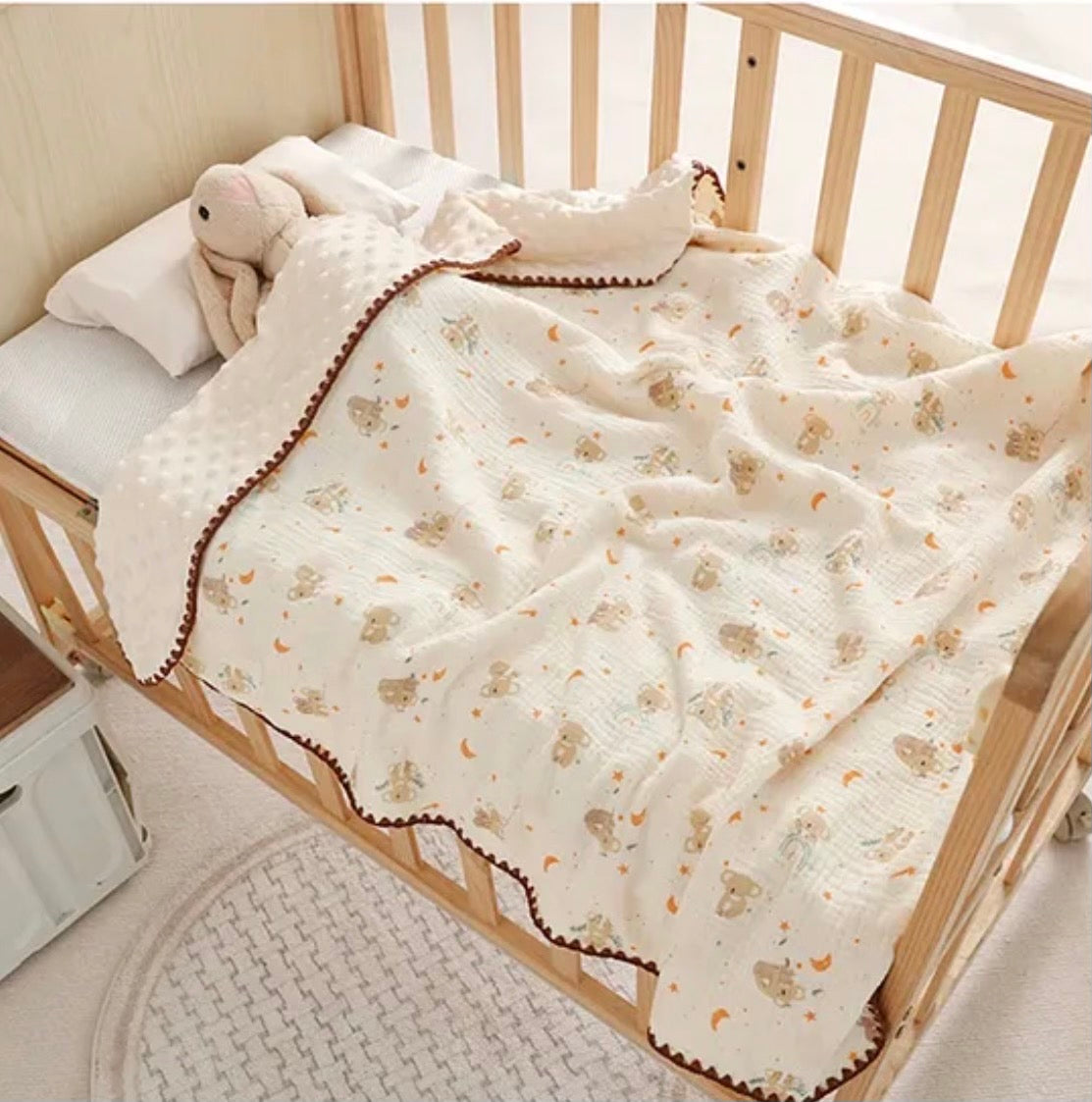 Muslin bubble blanket