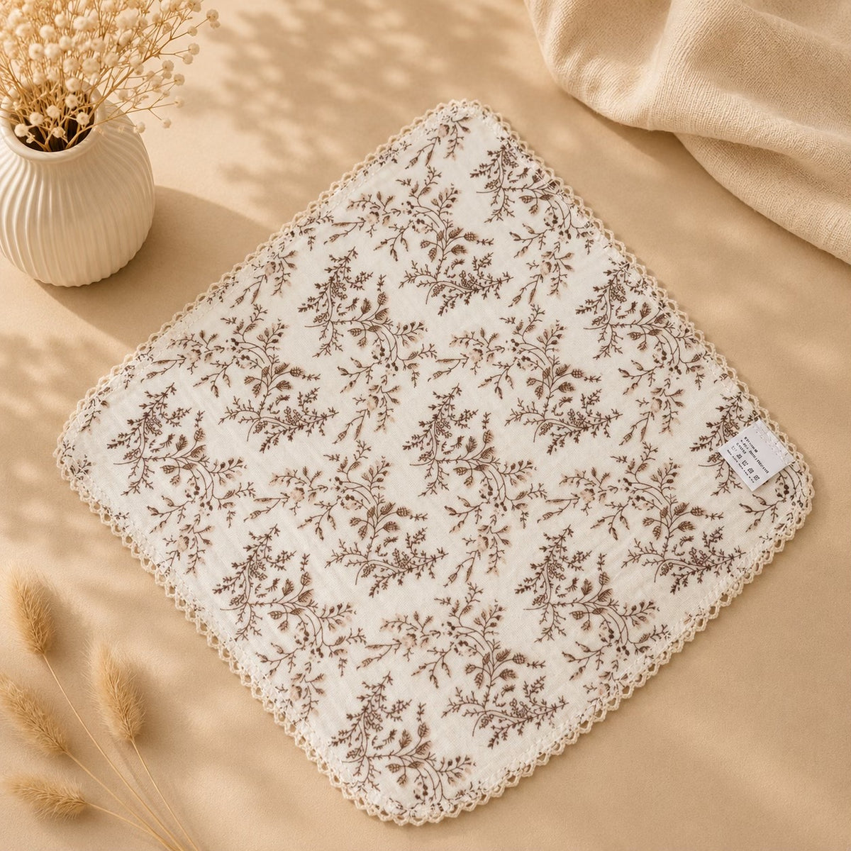 Scalloped wash cloth (1 Pc)