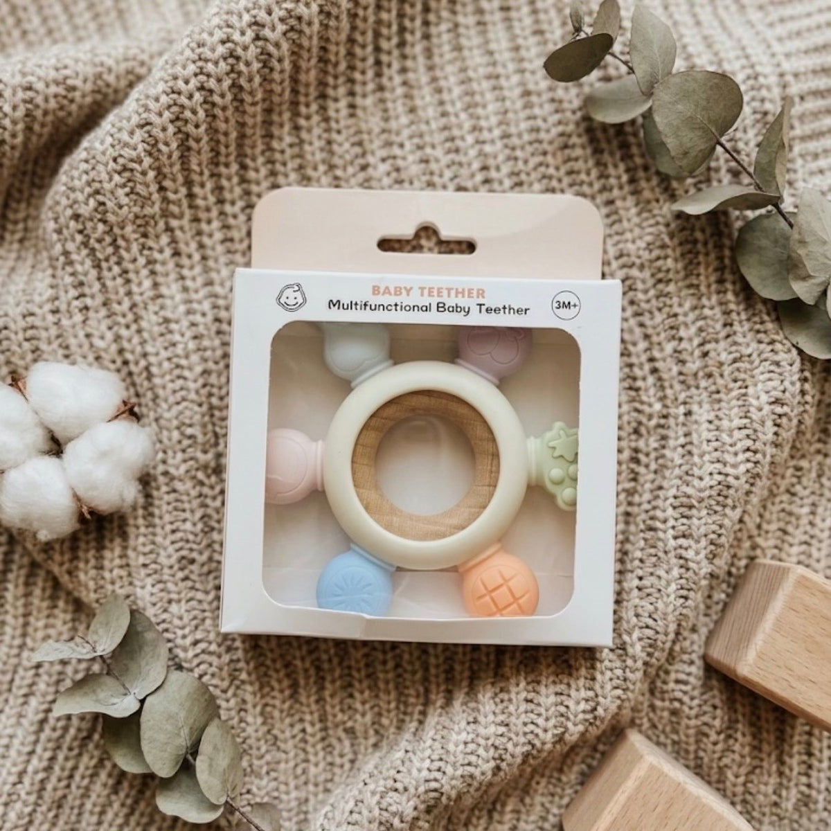 Wooden round silicone teether
