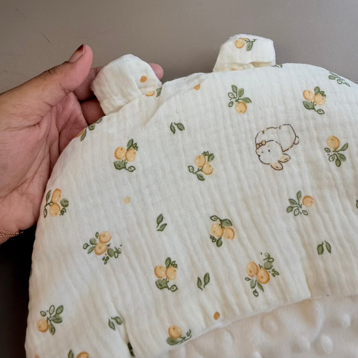 Cozy bubble sleeping bag