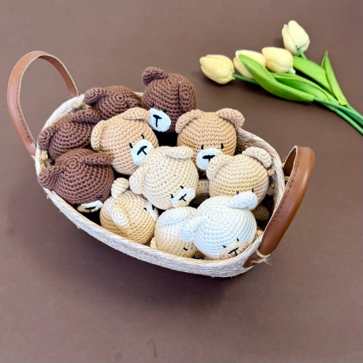 Crochet rattle toy