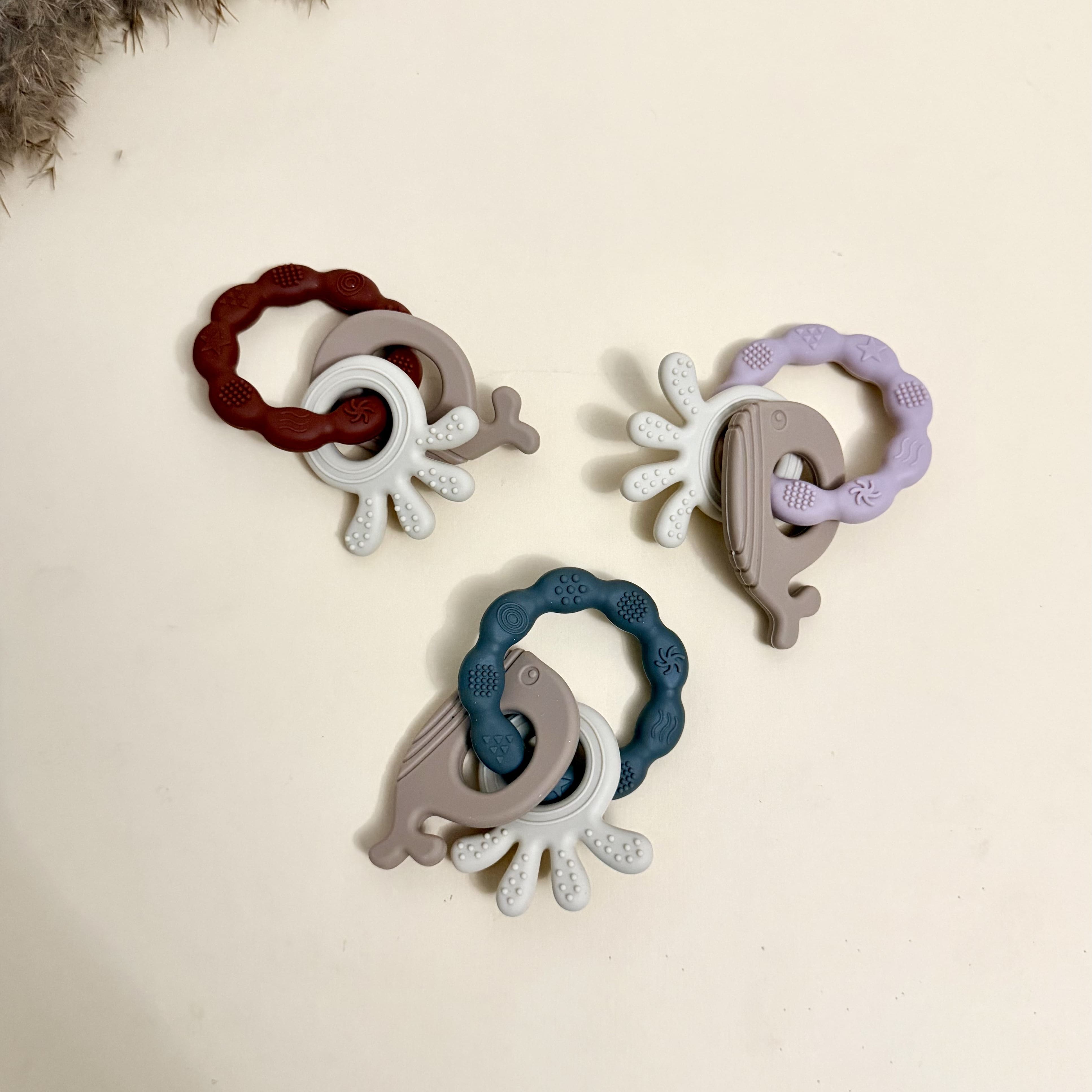 Silicone ring teether