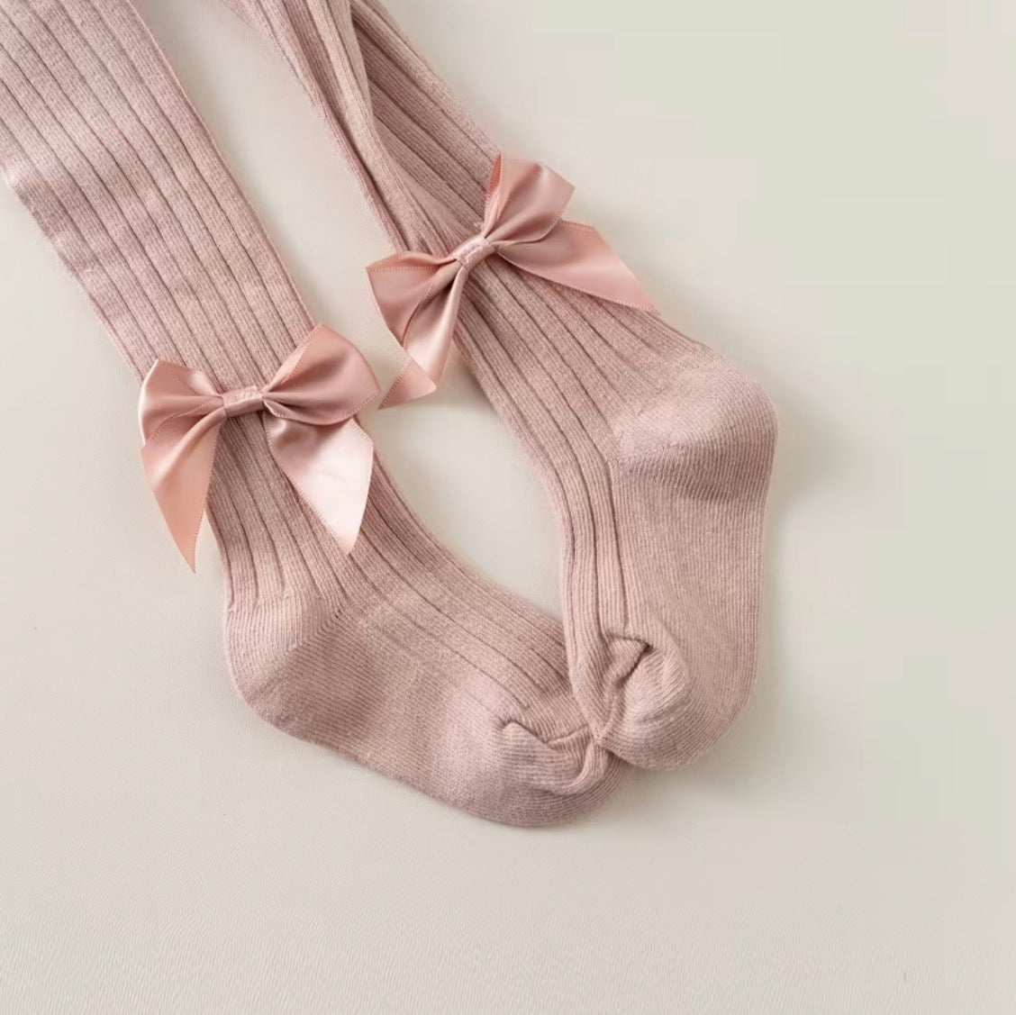 Amelia stockings