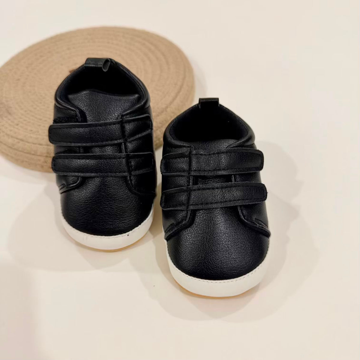 Dylan shoe