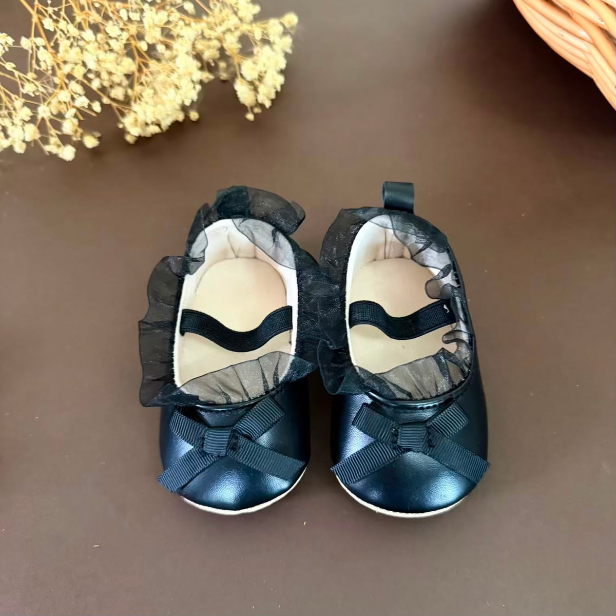 Amber shoe