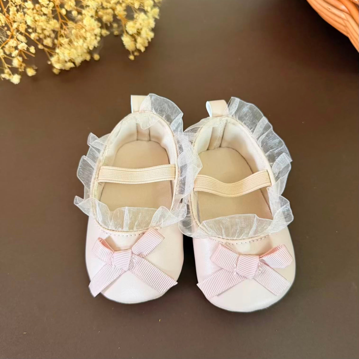 Amber shoe