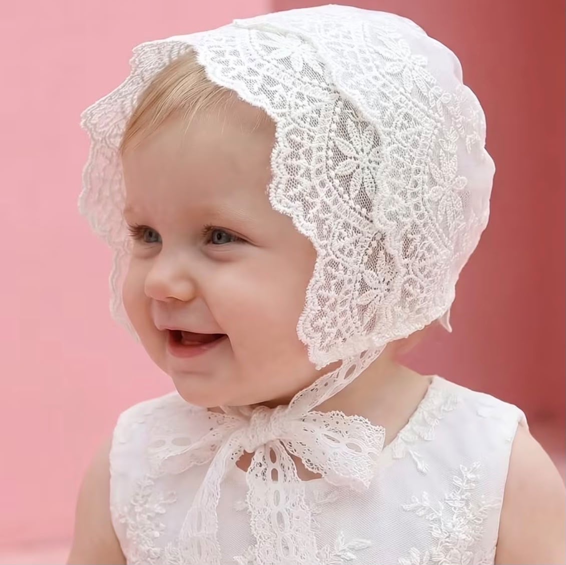 Charlotte lace bonnet