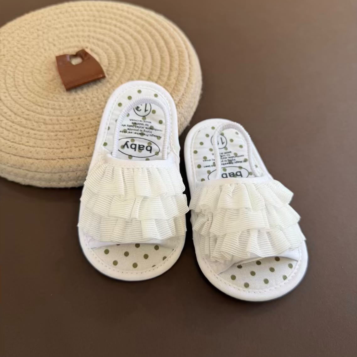 Eden sandal